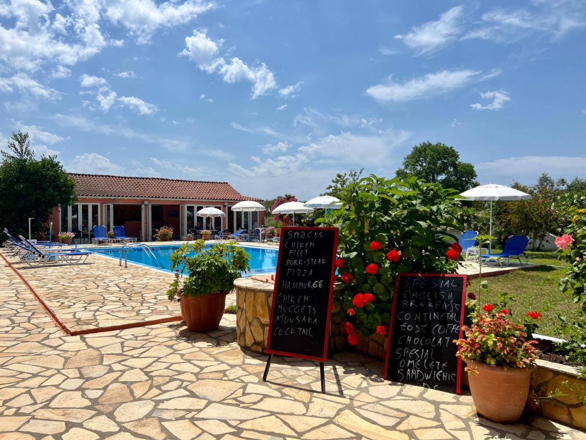 Aparthotel Elena Pool Agios Georgios  Exterior foto