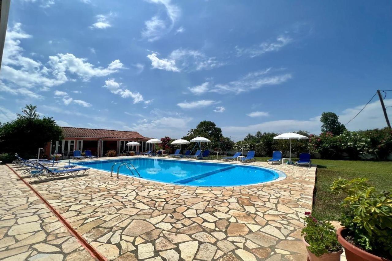 Aparthotel Elena Pool Agios Georgios  Exterior foto